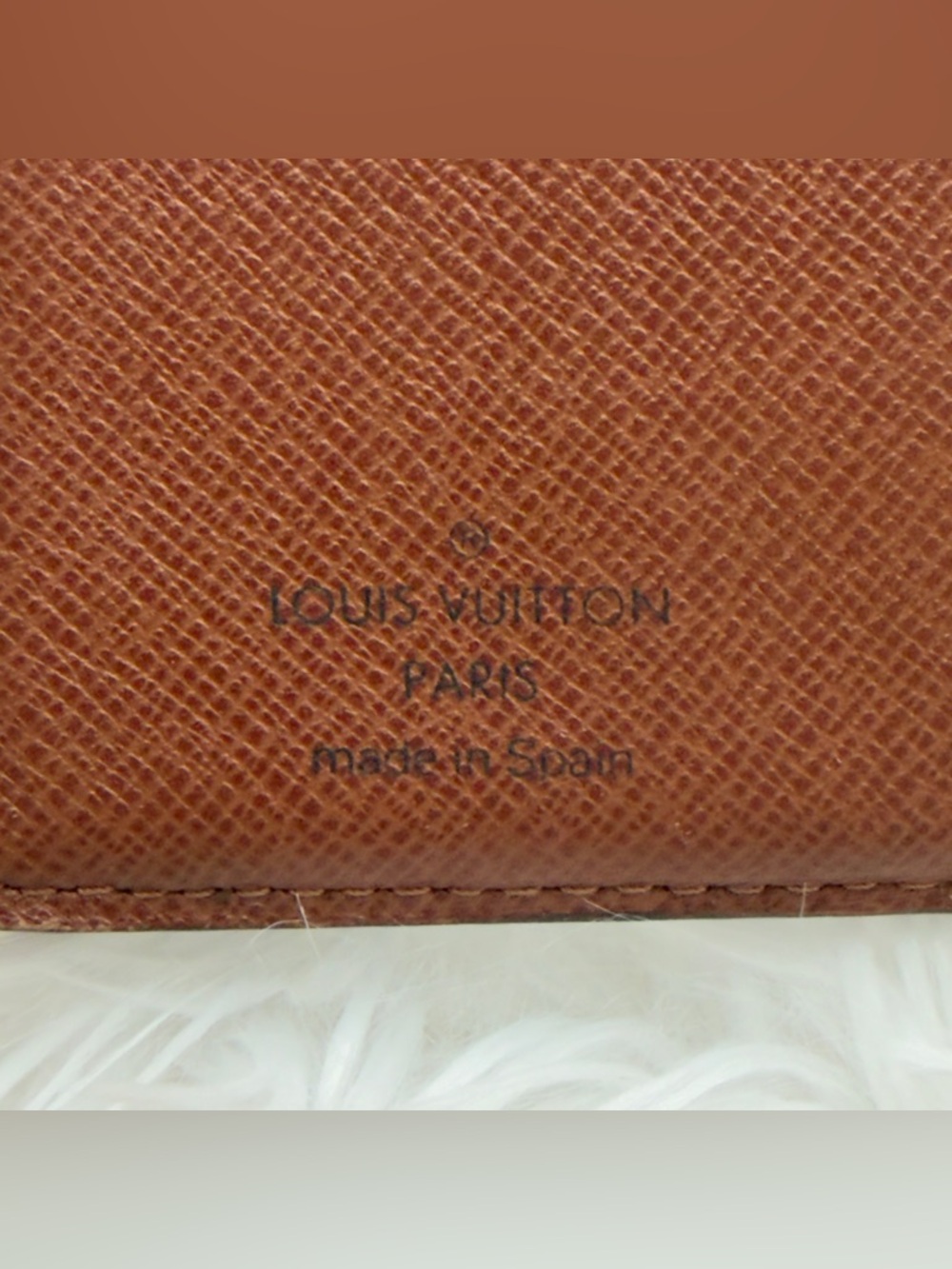 Louis Vuitton Monogram Kiss Lock Wallet Vintage Weak Snap Edge Shows Wear - Picture 14 of 14